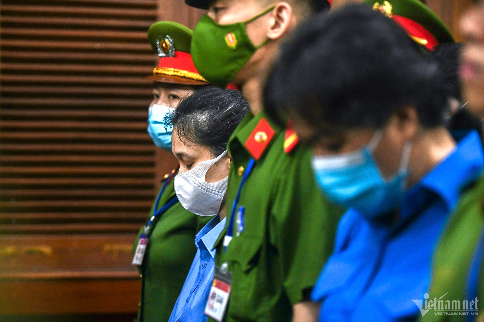 View - Hình ảnh bị cáo Trương Mỹ Lan và các đồng phạm tại phiên toà vụ Vạn Thịnh Phát