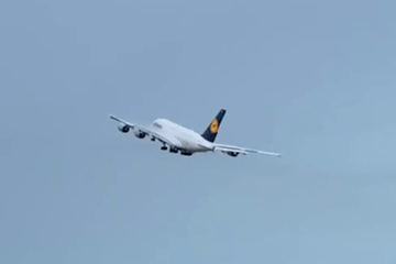 Màn 'vẫy cánh' hú hồn của cơ trưởng khi siêu máy bay Airbus A380 chở đầy khách