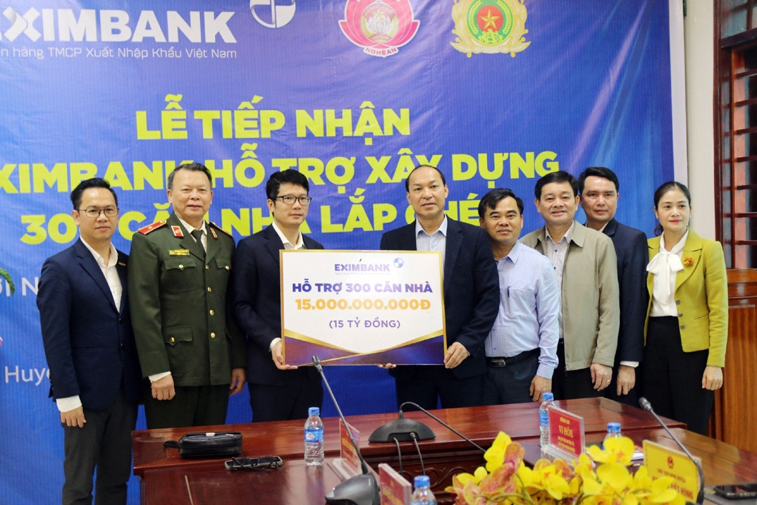 Eximbank hỗ trợ xây 300 nhà lắp ghép cho hộ nghèo tỉnh Nghệ An