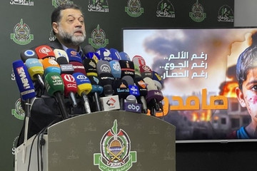 Hamas từ chối thỏa thuận ngừng bắn, Mỹ tiếp tục thả hàng viện trợ xuống Gaza