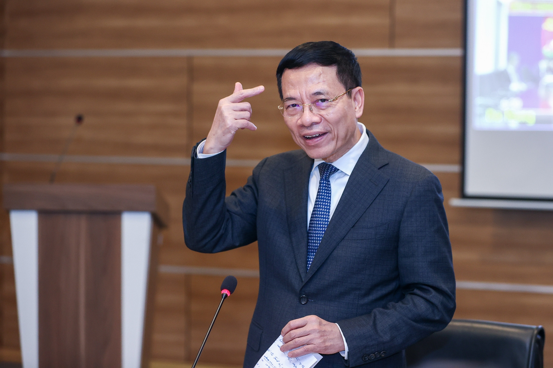 Bộ trưởng Nguyễn Mạnh Hùng: Muốn làm sách, phải biết độc giả đọc gì!