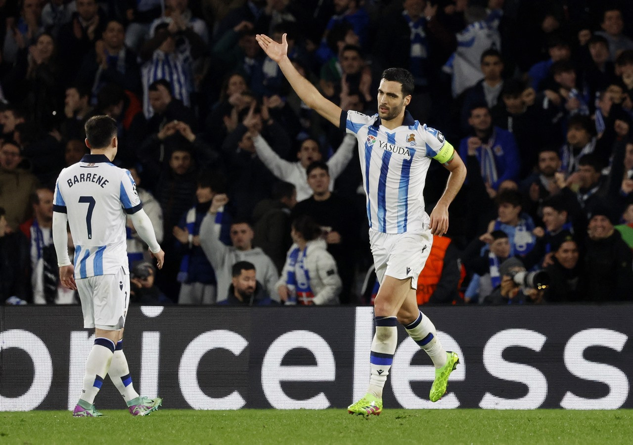 sociedad v psg 1.jpg