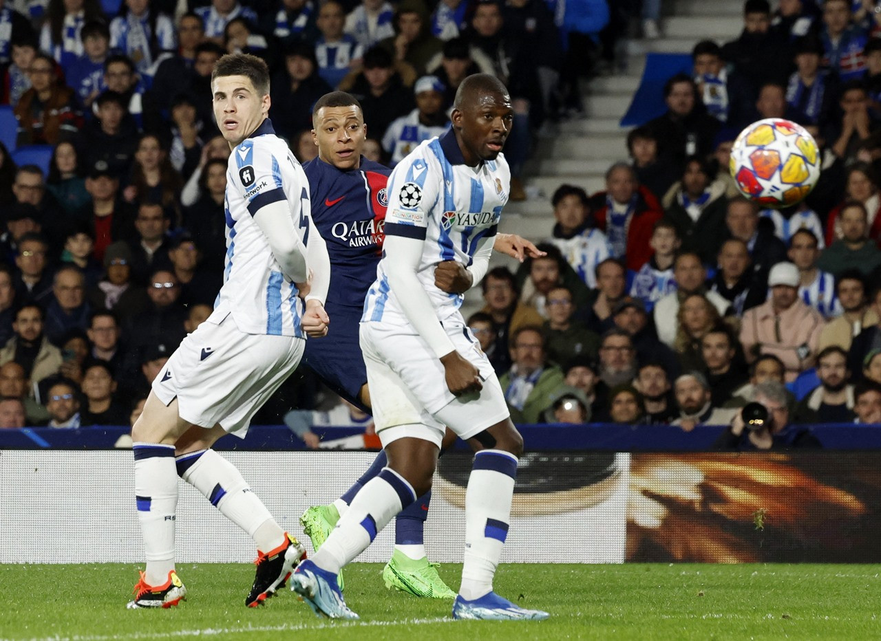 sociedad v psg 6.jpg