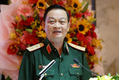 Trung tướng Trần Hoài Trung: Không để địa bàn Quân khu 7 mất ổn định