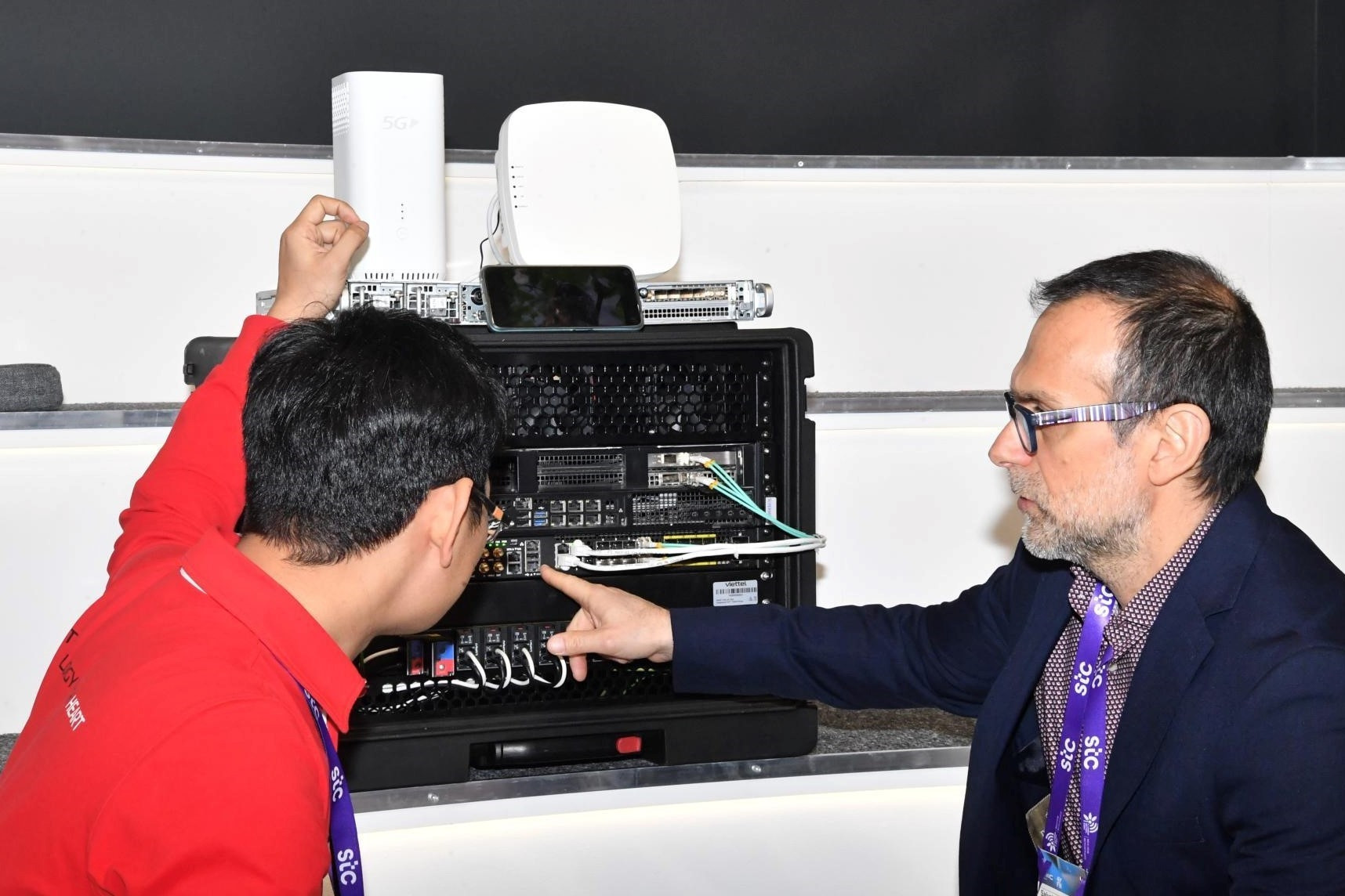 Vietnam’s 5G network demonstrated at world congress