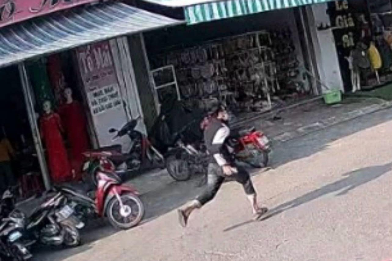 Bắt thanh niên cướp tiệm vàng ở Đắk Lắk sau 12 giờ gây án