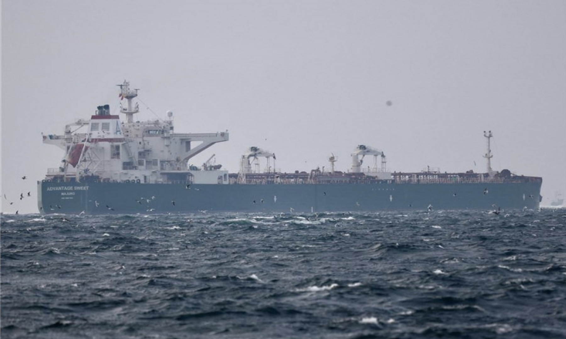 tàu chở dầu.jpg