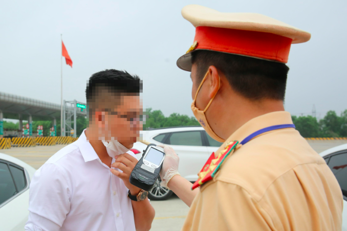 Bộ Y tế hỏi ý kiến chuyên gia về việc 'không uống rượu bia vẫn có nồng độ cồn'