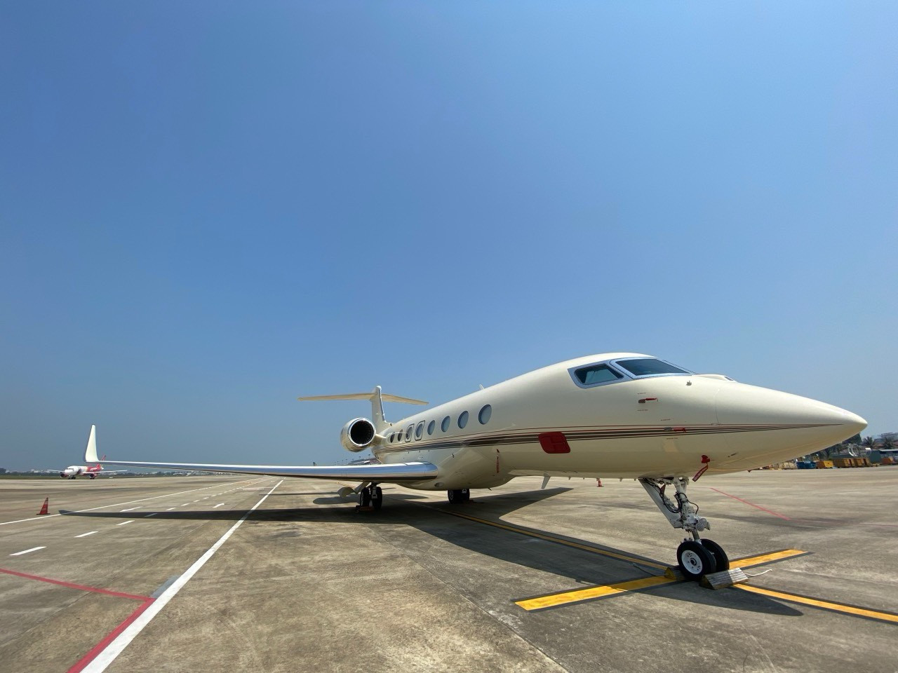 chuyen co ty phu.jpg