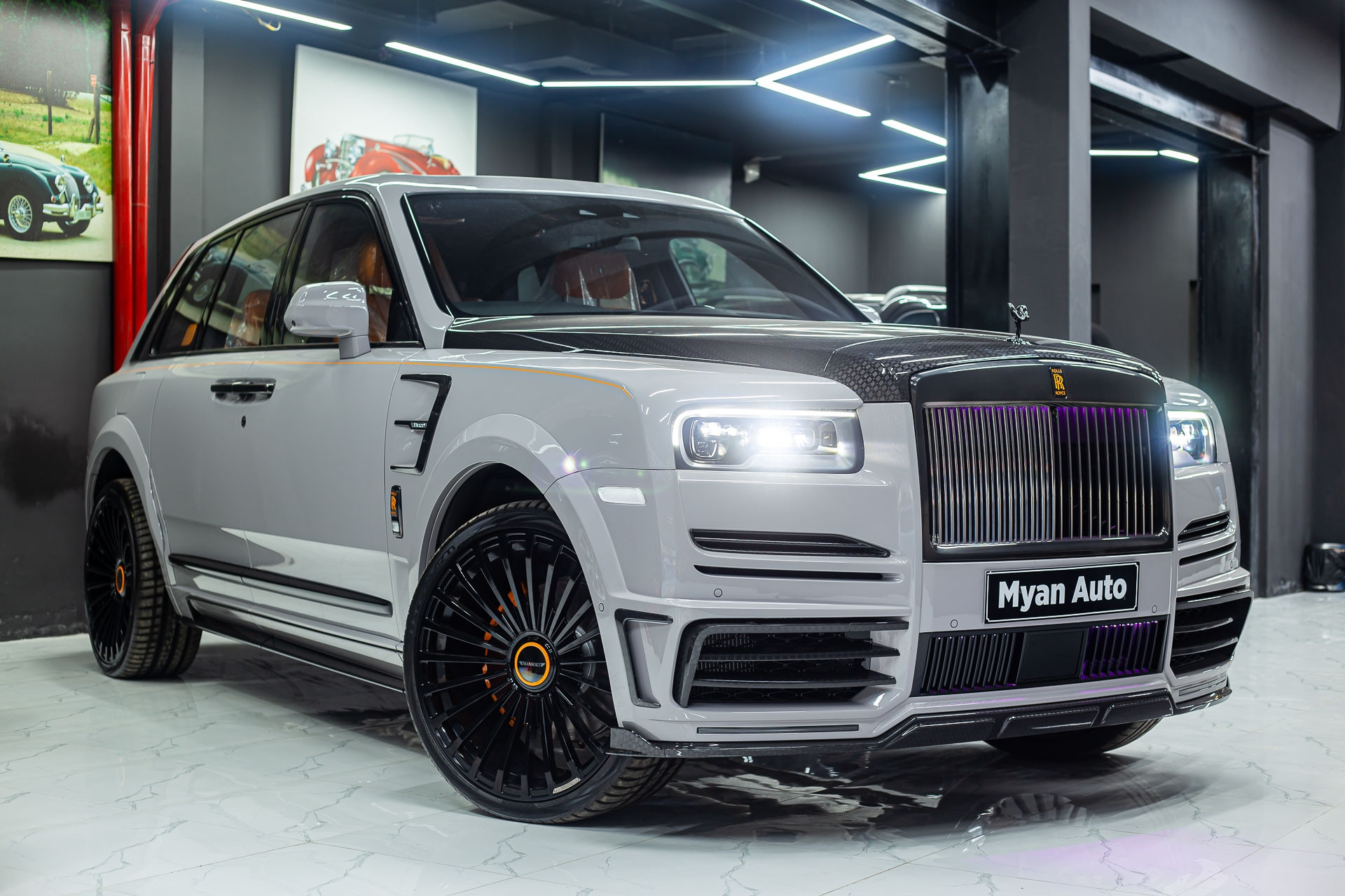 Khám phá Rolls-Royce Cullinan độ Mansory thứ hai tại Việt Nam, giá trên 24 tỷ