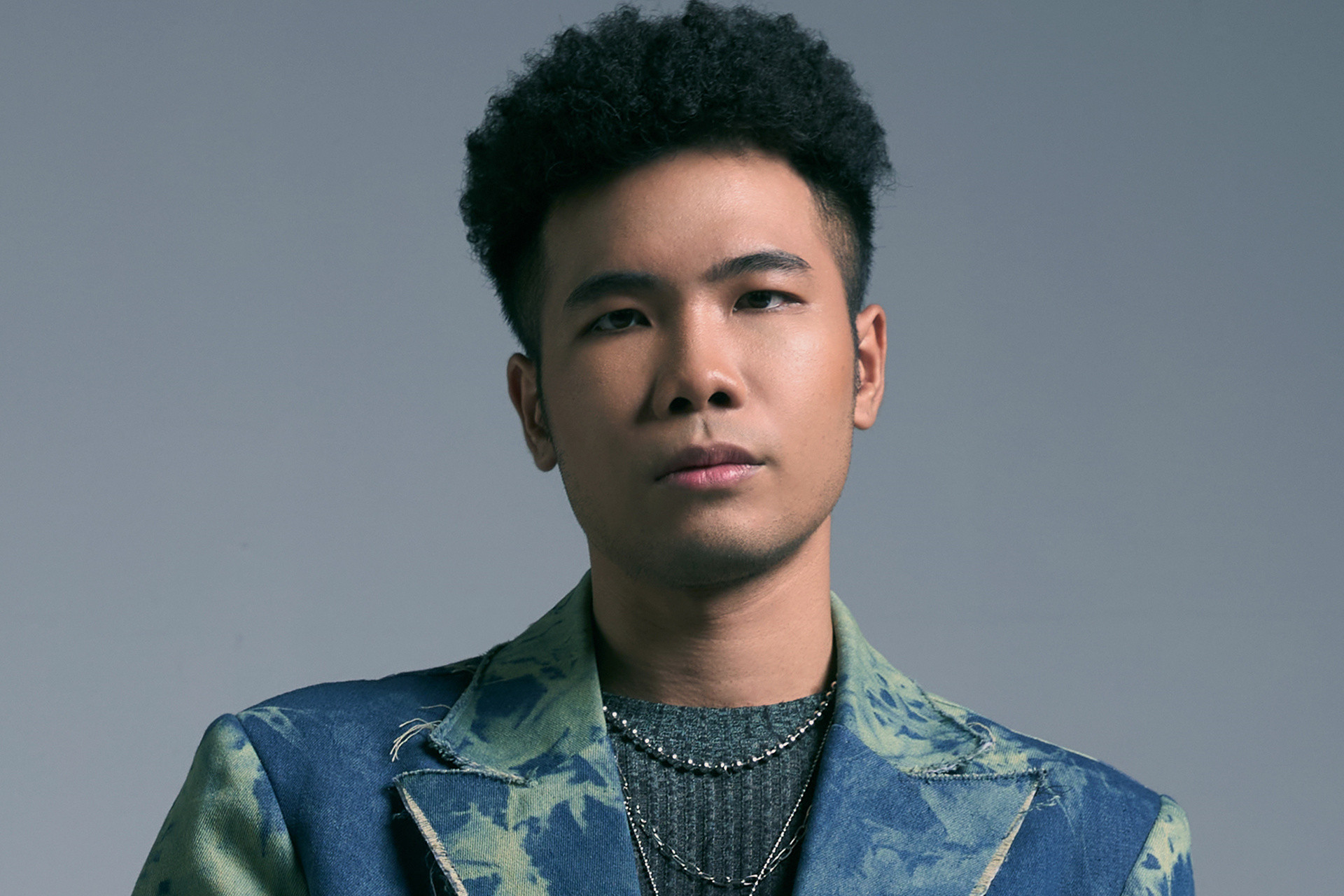 View - Sơn Tùng, Bích Phương tung MV mới đúng 0h ngày 8/3