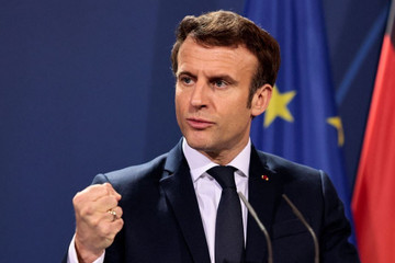 Pháp tuyên bố hỗ trợ không giới hạn cho Ukraine, NATO điều Patriot áp sát Nga