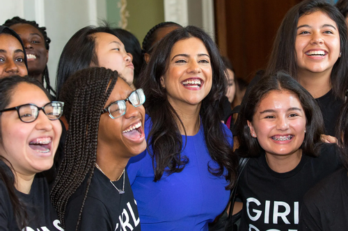 Reshma Saujani, người giúp xóa nhòa khoảng cách giới trong công nghệ