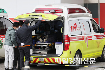 Bé gái rơi xuống mương tử vong vì 9 bệnh viện từ chối cấp cứu