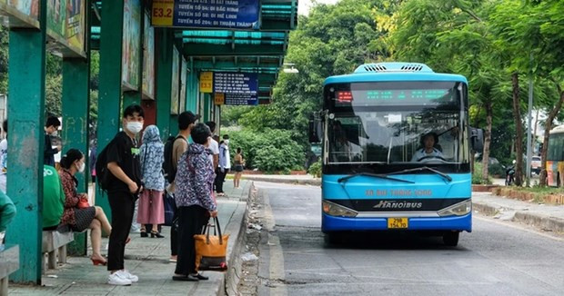 E-tickets introduced to Hanoi bus service hinh anh 1