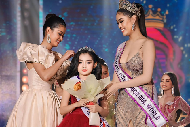 Mẫu nhí 8 tuổi đạt á hậu quốc tế tại Thái Lan