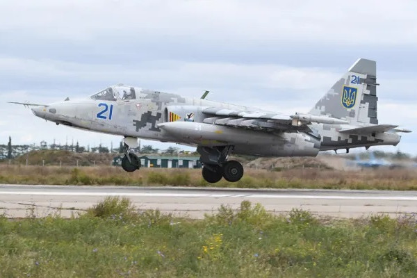 Nga phá hủy 3 máy bay Su-25, Ukraine cảnh báo về tuyến đường sắt ở miền nam