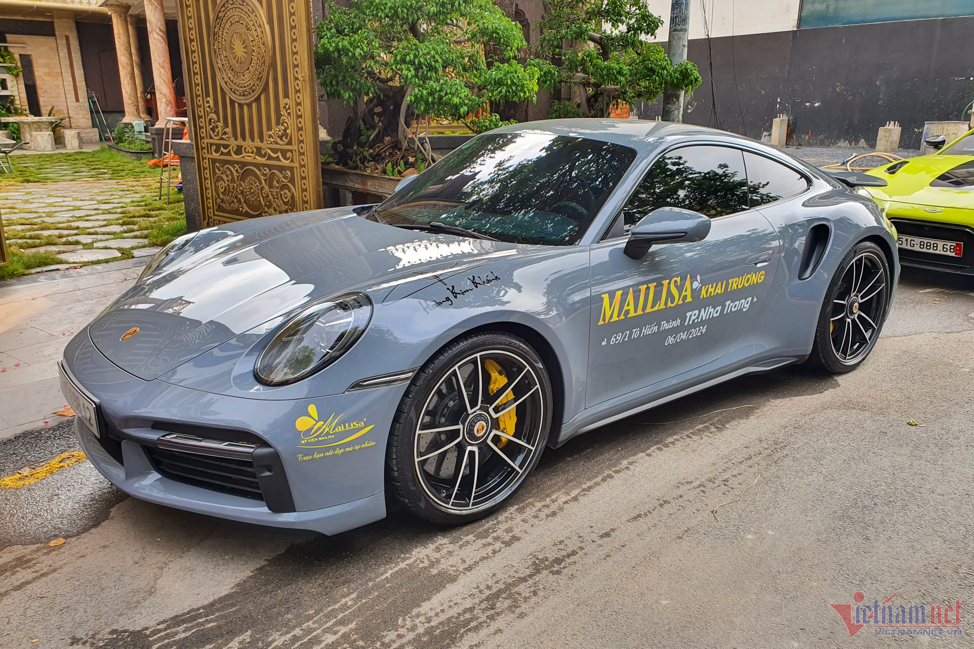 W-porsche-911-turbo-s-1-4.jpg