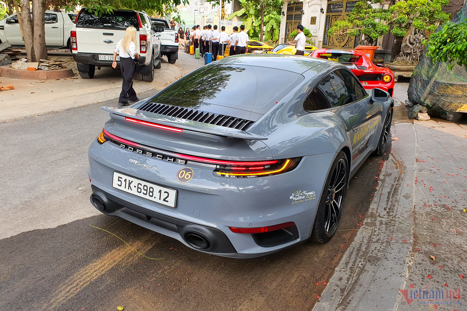 W-porsche-911-turbo-s-2-4.jpg