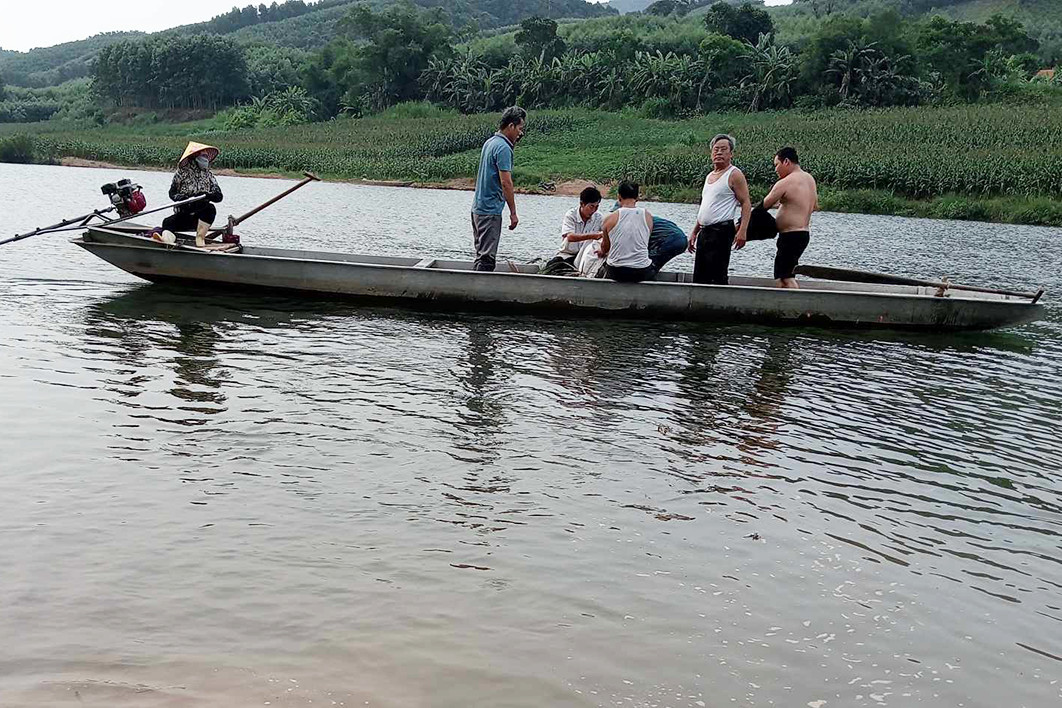 Hai nữ sinh lớp 7 đuối nước, tử vong