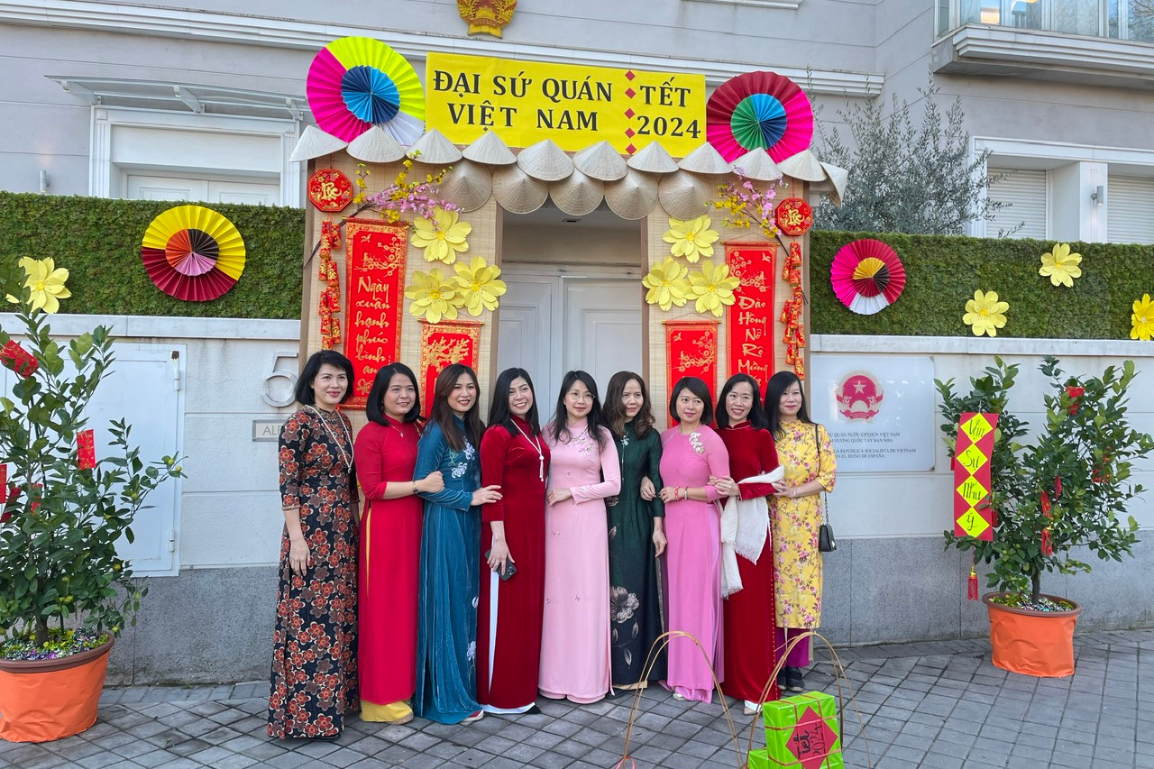 Lan tỏa tiếng Việt đến thế hệ kiều bào trẻ qua các sự kiện văn hóa