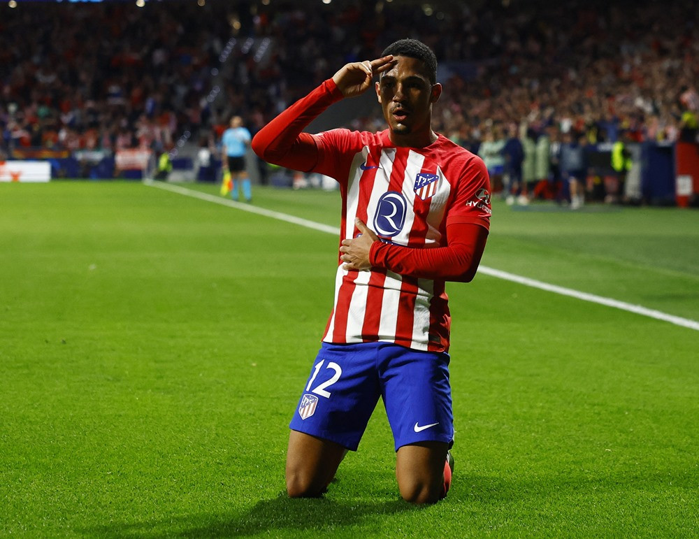 atletico 2 1 dortmund 5.jpg