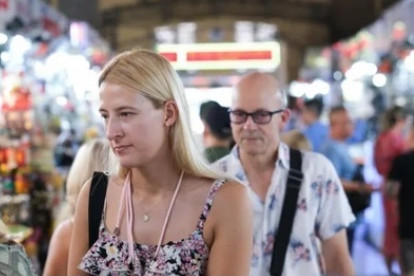 Foreign tourists increase expenditure when visiting Vietnam