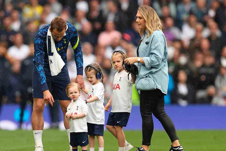 Ba con của Harry Kane gặp tai nạn xe khi bố về Anh đấu Arsenal