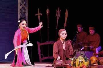 Celebrated artist spreads passion for Vietnamese opera