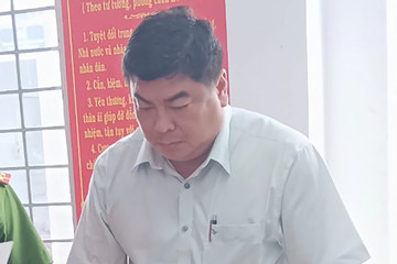Khởi tố, bắt tạm giam phó chủ tịch thành phố ở An Giang