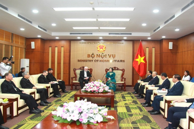 Việt Nam luôn tôn trọng, bảo đảm quyền tự do tín ngưỡng, tôn giáo của mọi người