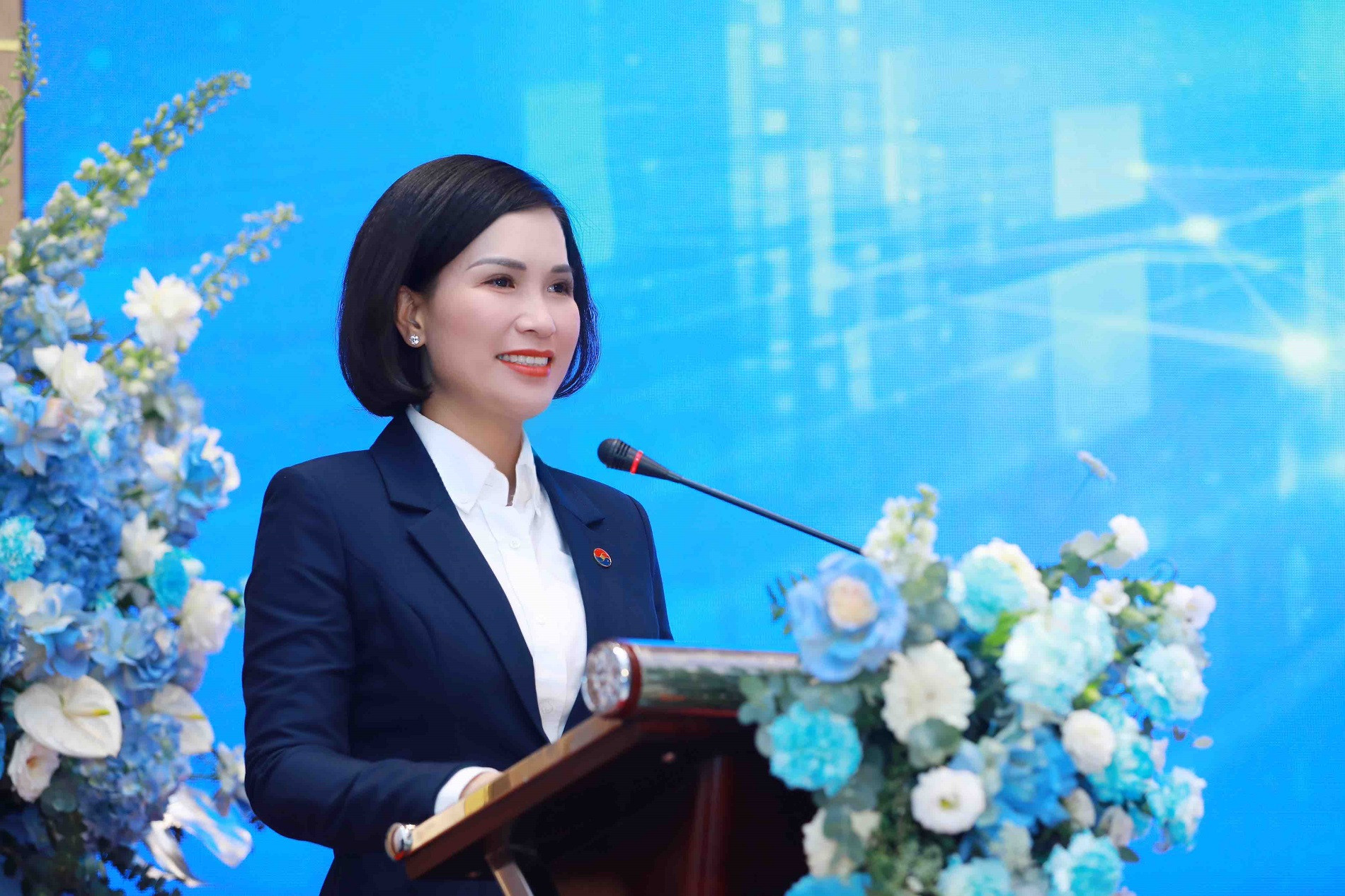 The first bank submits a restructuring plan to the State Bank - Vietnam.vn