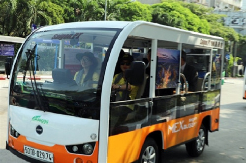 HCM City piloting electric vehicle service for sightseeing