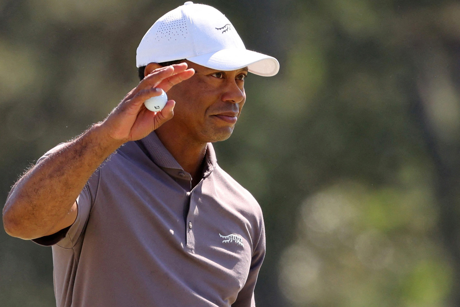 Vòng 2 The Masters: Trang sử mới của Tiger Woods
