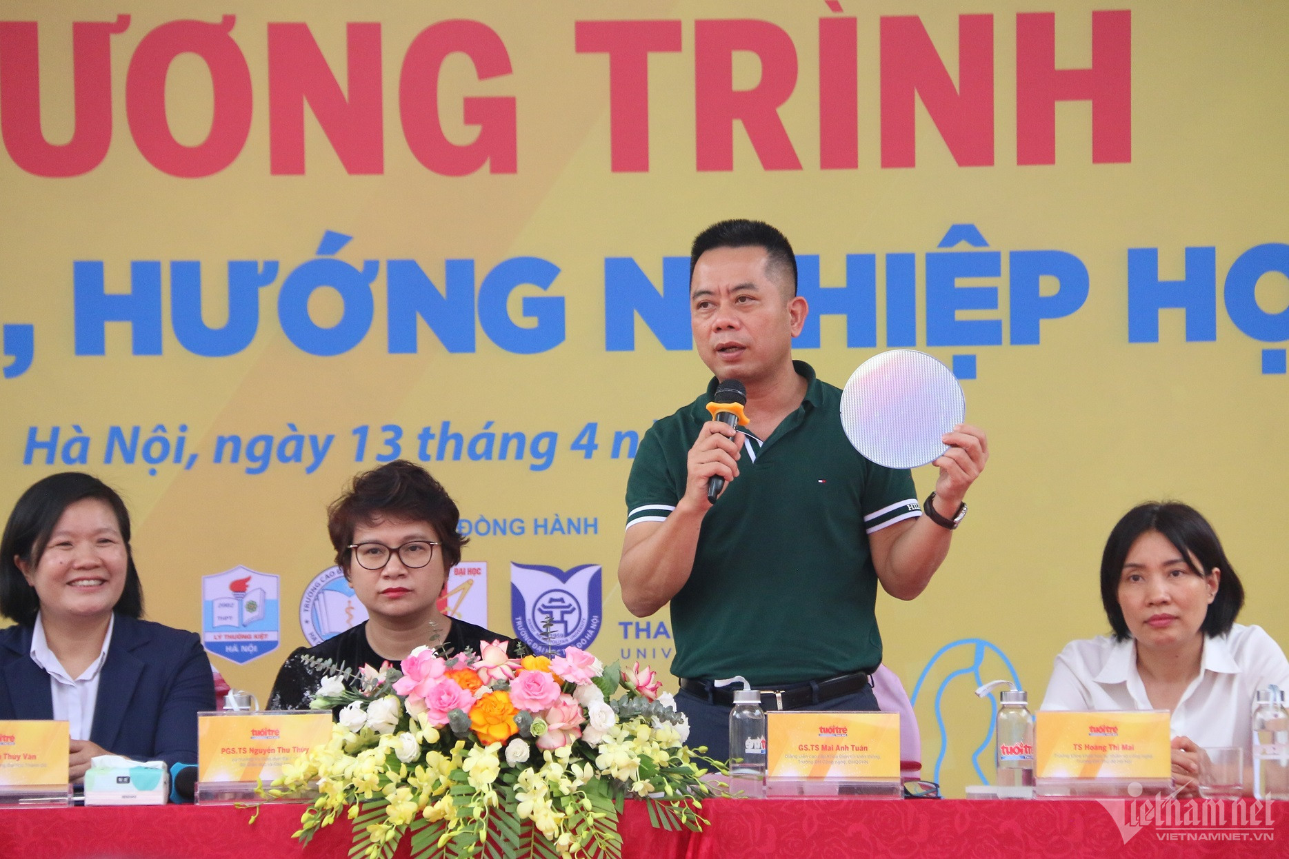 W-mai-anh-tuan-1.jpg