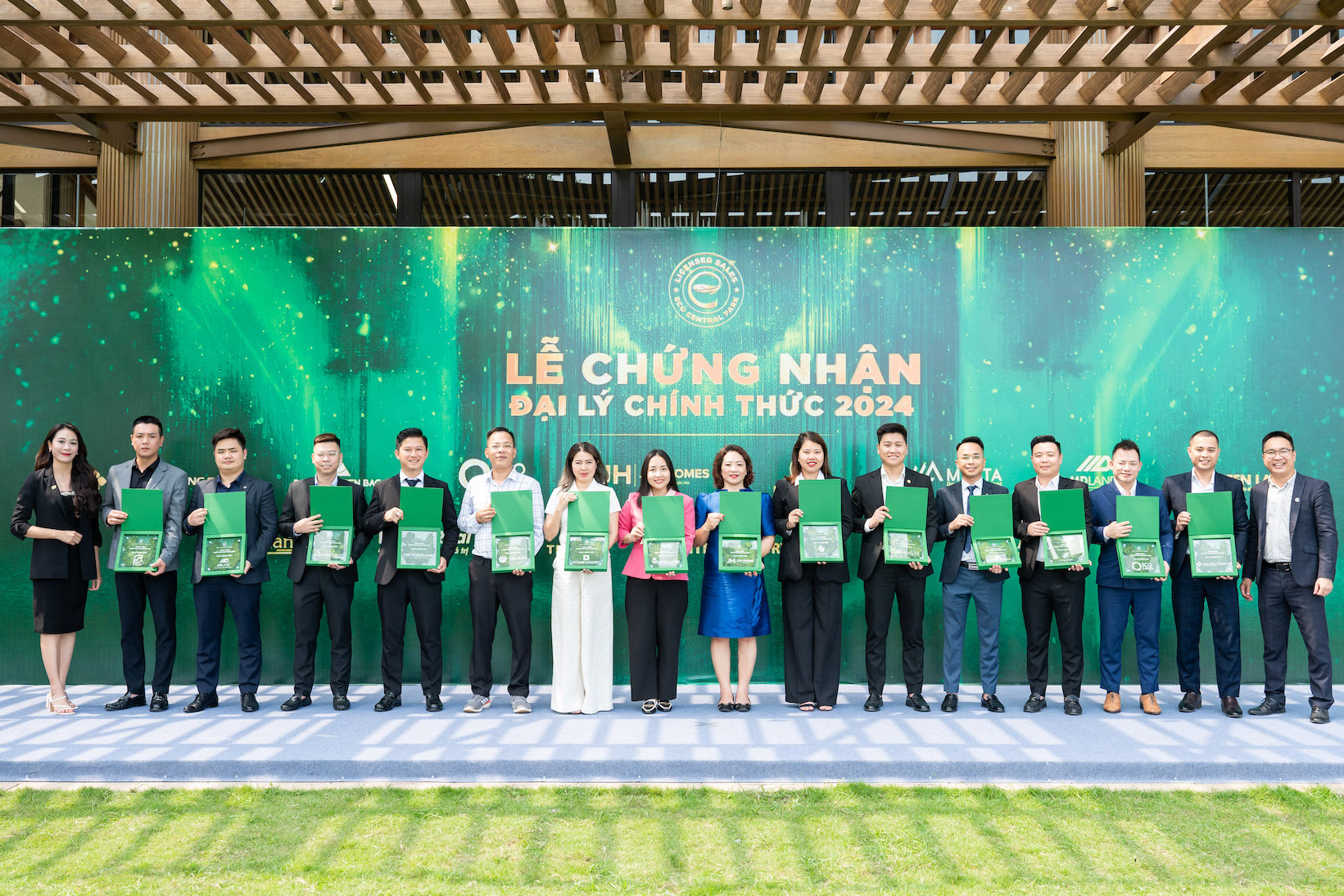 15 đại lý chính thức phân phối dự án Eco Central Park năm 2024