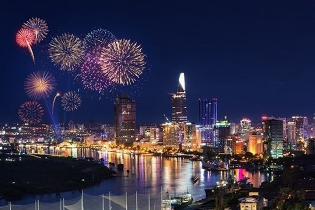 HCMC plans to set off fireworks on April 30- Ảnh 1.