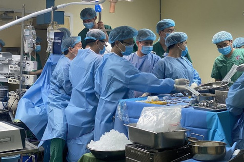 Thủ tướng gửi thư khen bác sĩ, tri ân gia đình người hiến tạng cứu 7 bệnh nhân
