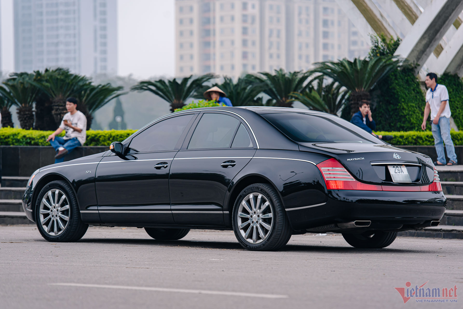 W-maybach-57s-2-1.jpg