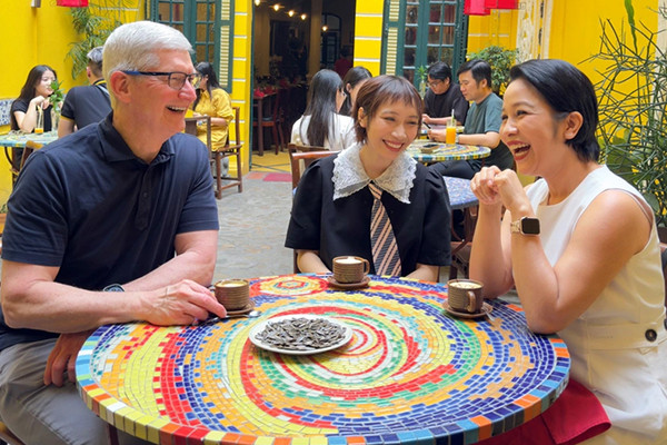 Chân dung 4 người trẻ Việt gặp gỡ, trò chuyện với Tim Cook tại Hà Nội