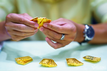 Chuẩn bị đấu thầu vàng: NHNN cần hỗ trợ thông quan vàng nhập khẩu