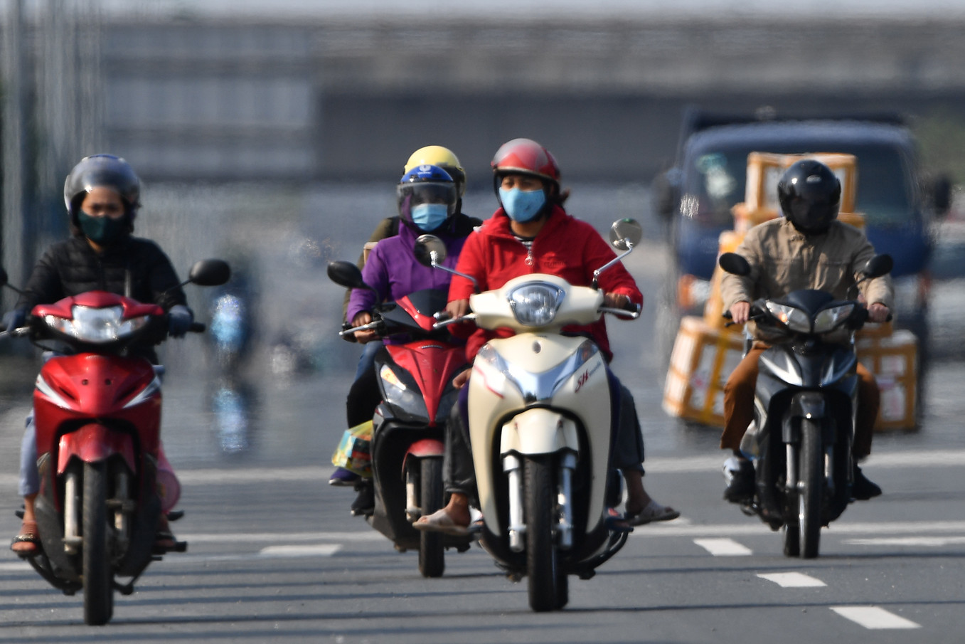 Dự báo thời tiết 16/4/2024: Miền Bắc gia tăng nắng nóng, phía Đông vẫn dịu mát