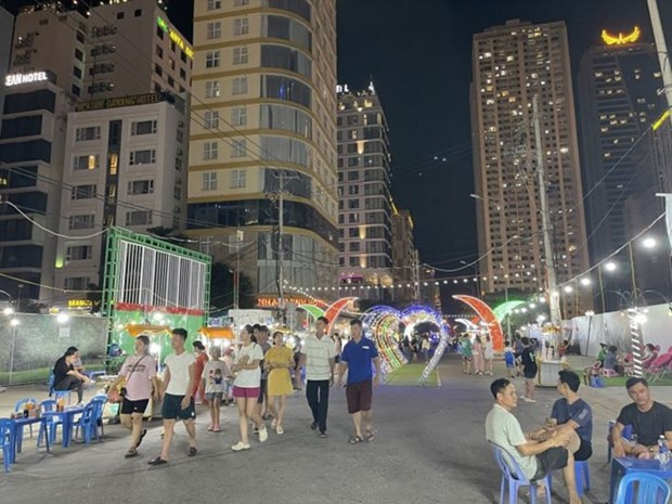 Da Nang to pilot riverside pedestrian street hinh anh 1