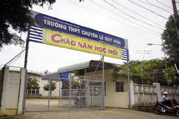 Thầy giáo trường chuyên ở Vũng Tàu bị 'tố' quấy rối tình dục nữ sinh