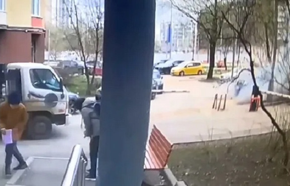 Video Nga bắt nghi phạm vụ nổ xe cựu sĩ quan Ukraine ở Moscow
