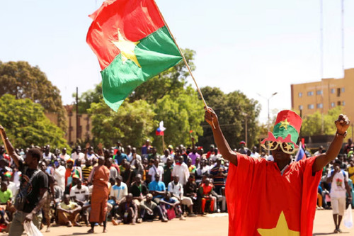 Burkina Faso trục xuất ba nhà ngoại giao Pháp