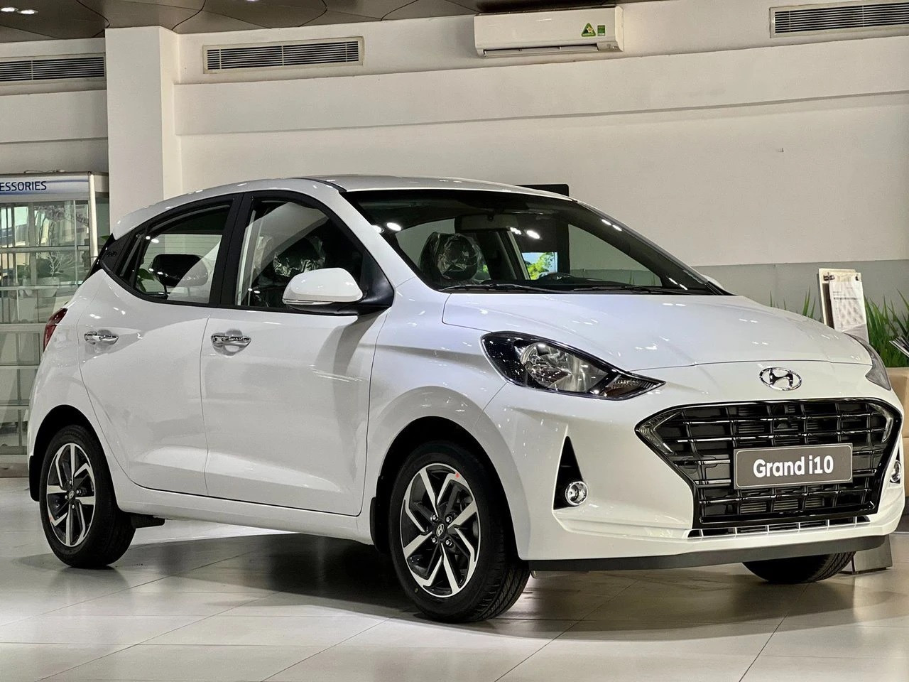 hyundai i10.jpg