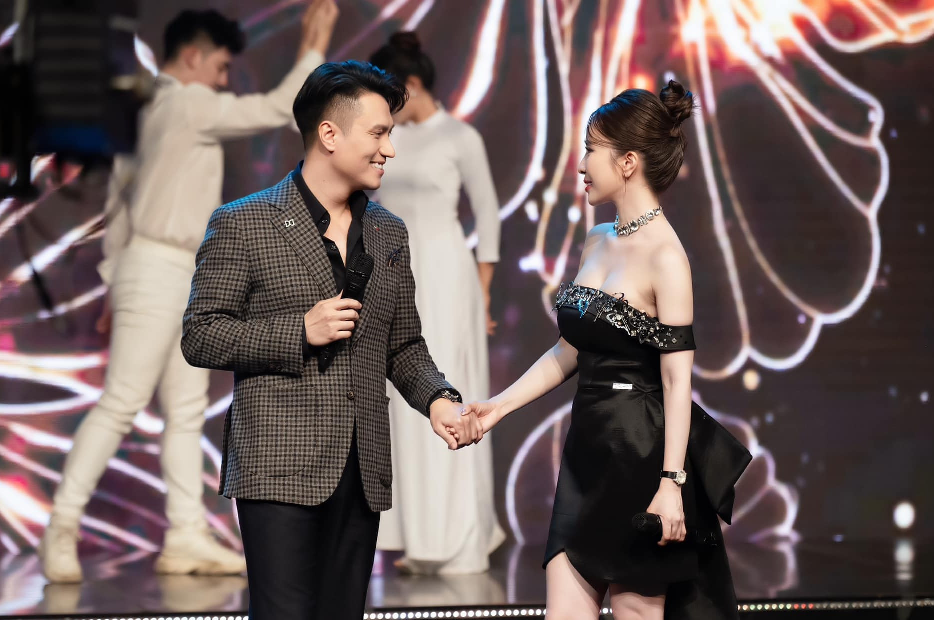 327371597 2078378302341715 3810205468578714195 n 212.jpeg