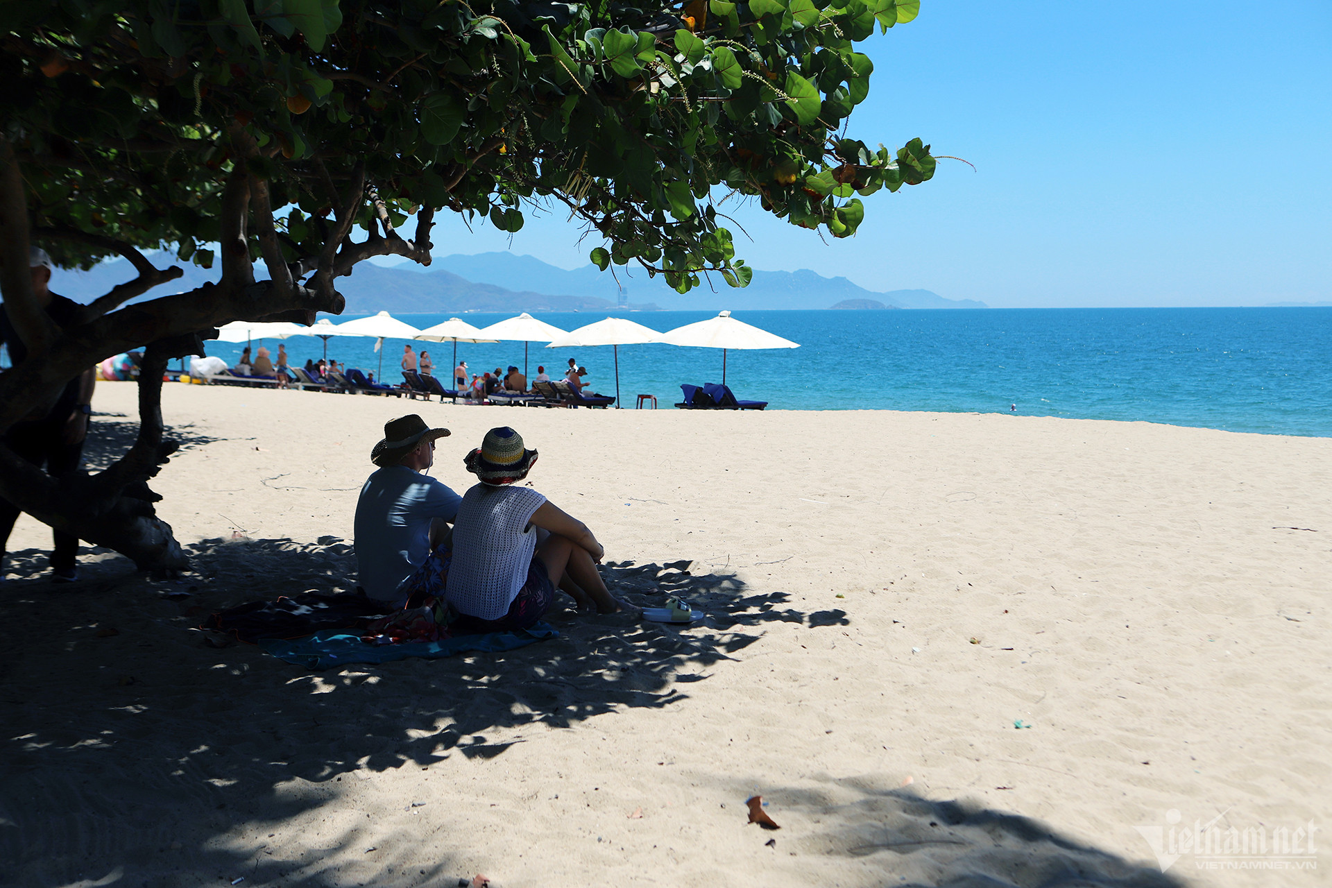 View - Nha Trang cracks down on beach-blocking projects | DTiNews - Dan Tri International, the news gateway of Vietnam