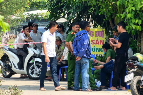 Phát hiện cha và con trai 1 tuổi tử vong bất thường ở Quảng Nam